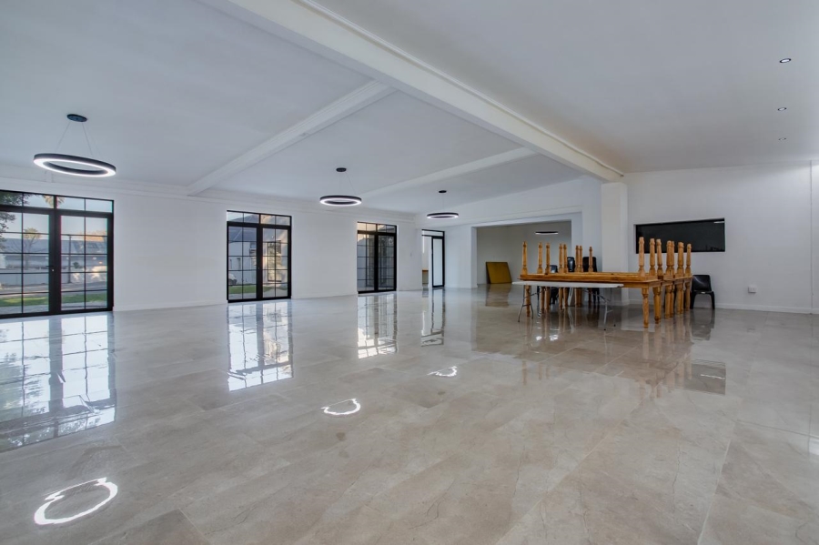 To Let Commercial Property for Rent in Wellington North Western Cape